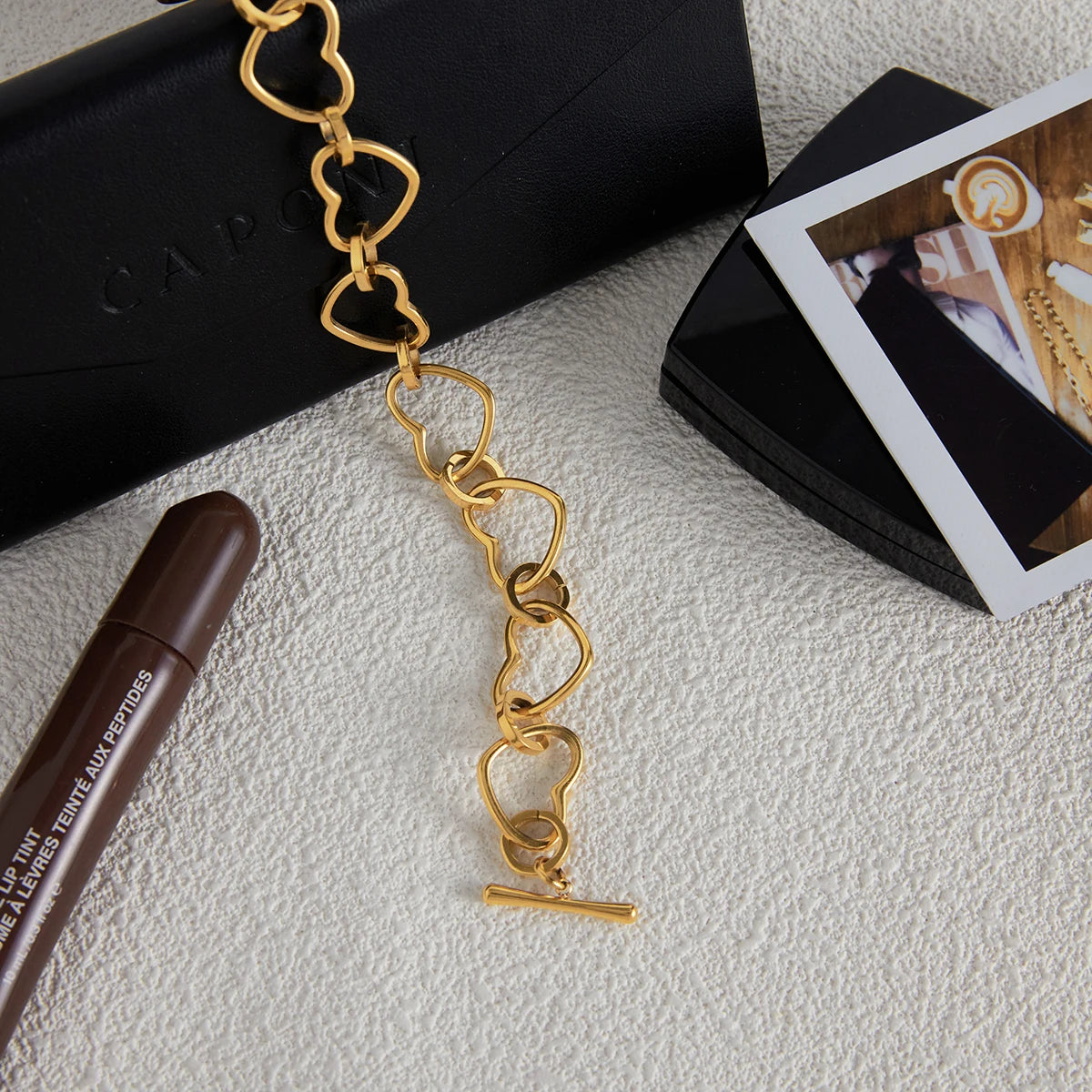 Uworld Classic Fashion 18K Gold Color Plated Hollow Heart Shape Chain OT Buckle Bracelet Waterproof Stainless Steel Jewelry Gift