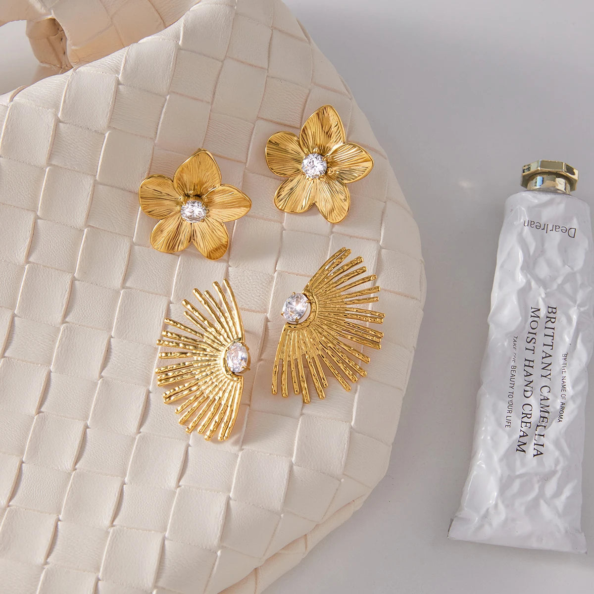 Uworld Simple Classic Round White Zircon Flower Ear Studs 18K Gold Color Plated Stainless Steel Waterproof Hollow Fan Earrings W