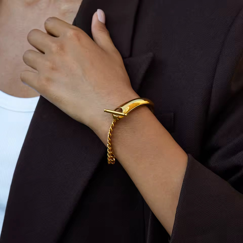 Uworld Classic 18K Gold Color Plated Stainless Steel Asymmetric Half Chain OT Buckle Smooth Surface Bracelet Women's Jewelry Par