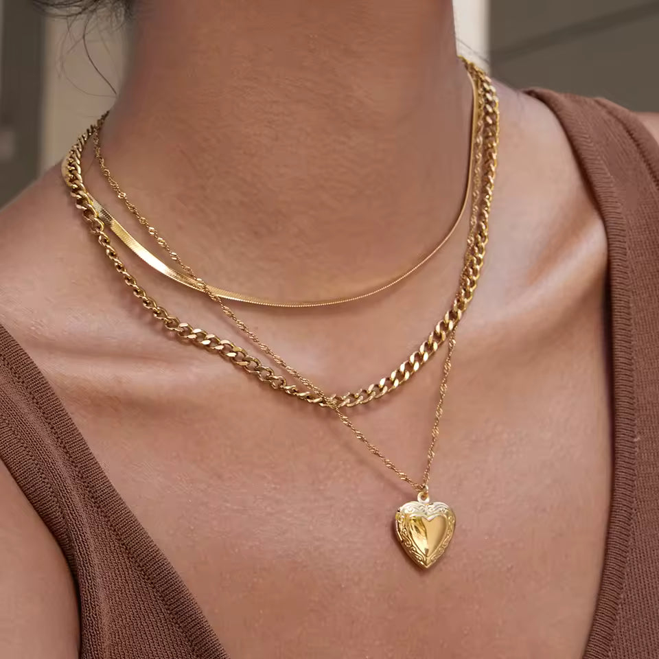 Uworld Simple Classic 18K Gold Color Plated Stainless Steel Pattern Heart Shaped Photo Box Pendant Necklace Stackable Chain Neck