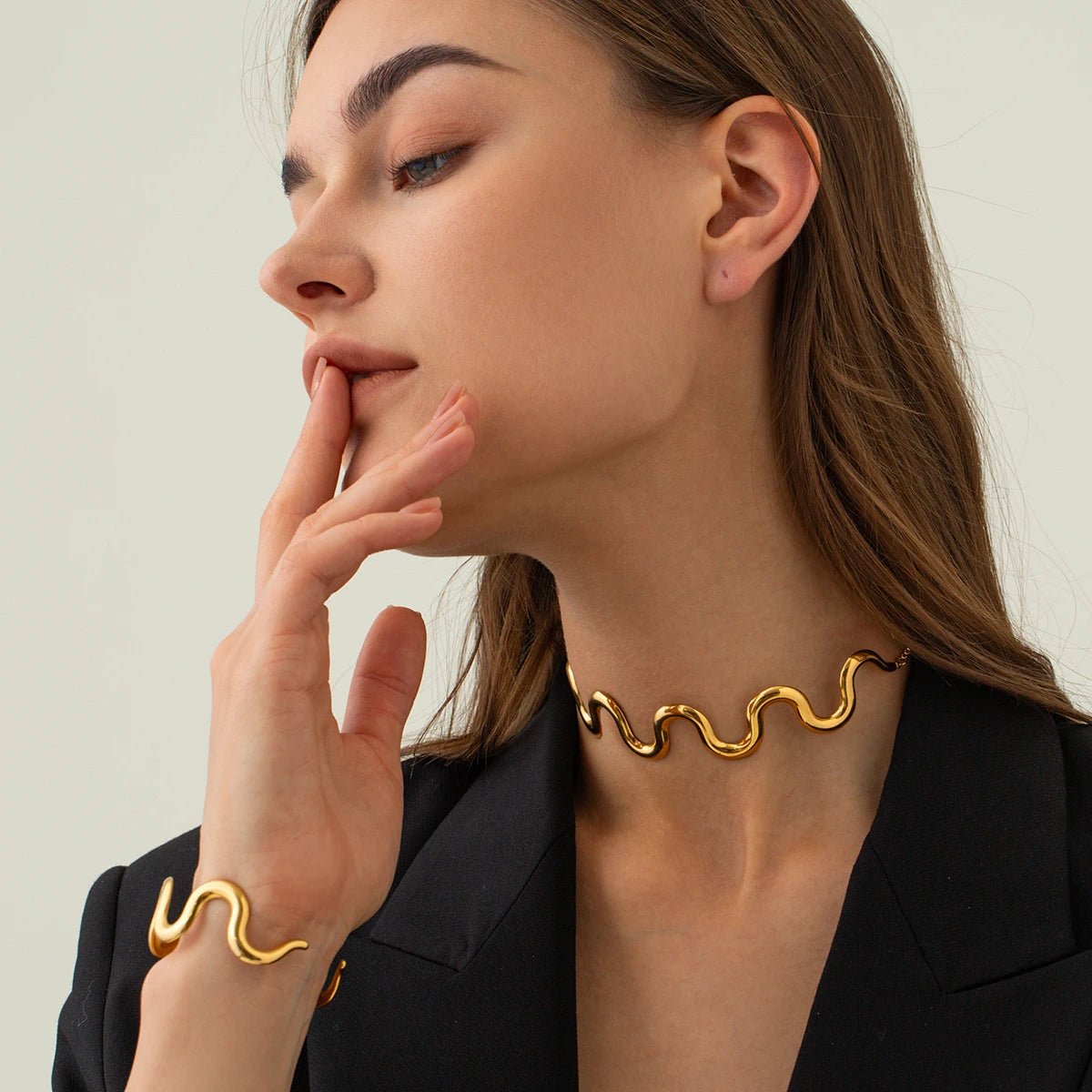 Uworld 18k gold color stainless steel wave pull-out necklace Women Statement Metal Plated Trendy Fashion 2023 Jewelry 목걸이