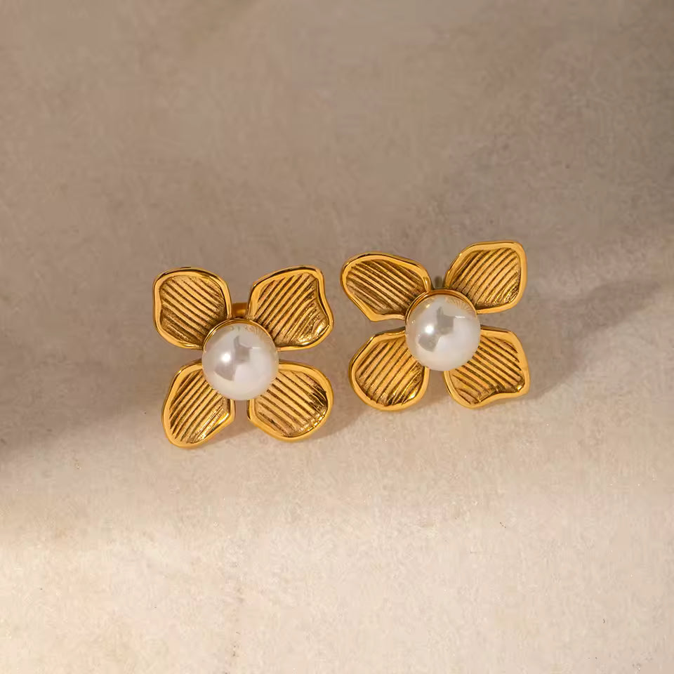 Uworld 316L Stainless Steel Flower Stud Earrings Fashion Metal 18K Gold Color Plated Rust Proof Texture Charm Jewelry for Women