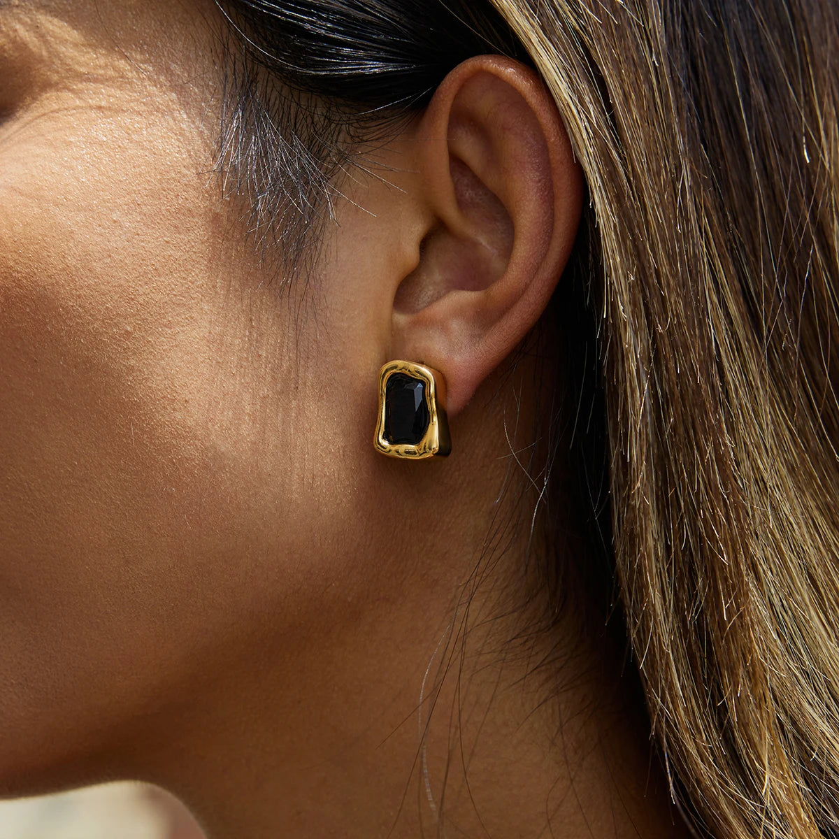 Uworld Minimalist Classic 18K Gold Color Plated Inlay Zircon Square Irregular Earrings Hypoallergenic Stainless Steel Jewelry