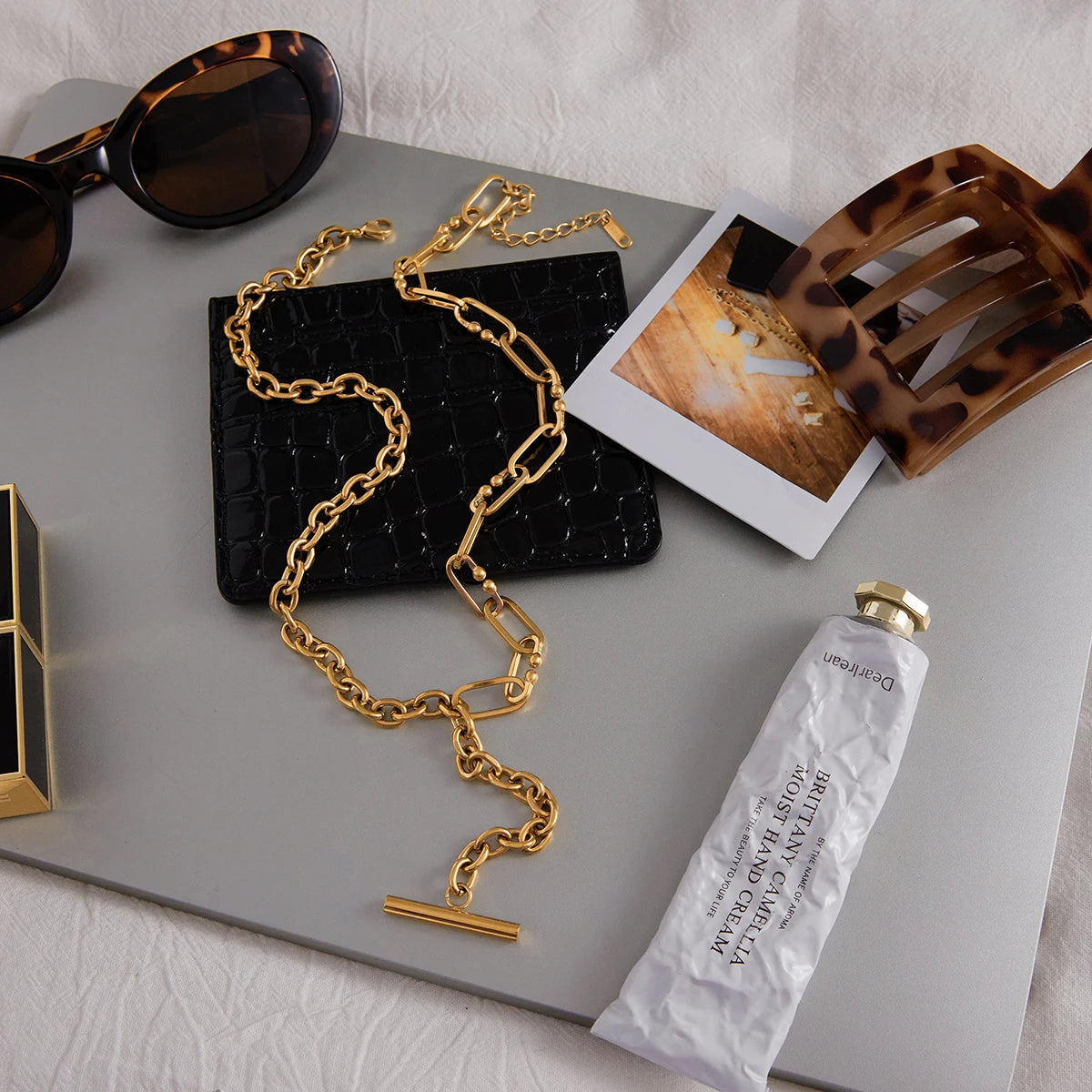 Uworld Minimalist 18K Gold Color Plated Stainless Steel Rod Pendant Thick Chain Asymmetric Y-shaped Chain Tassel Necklace Women