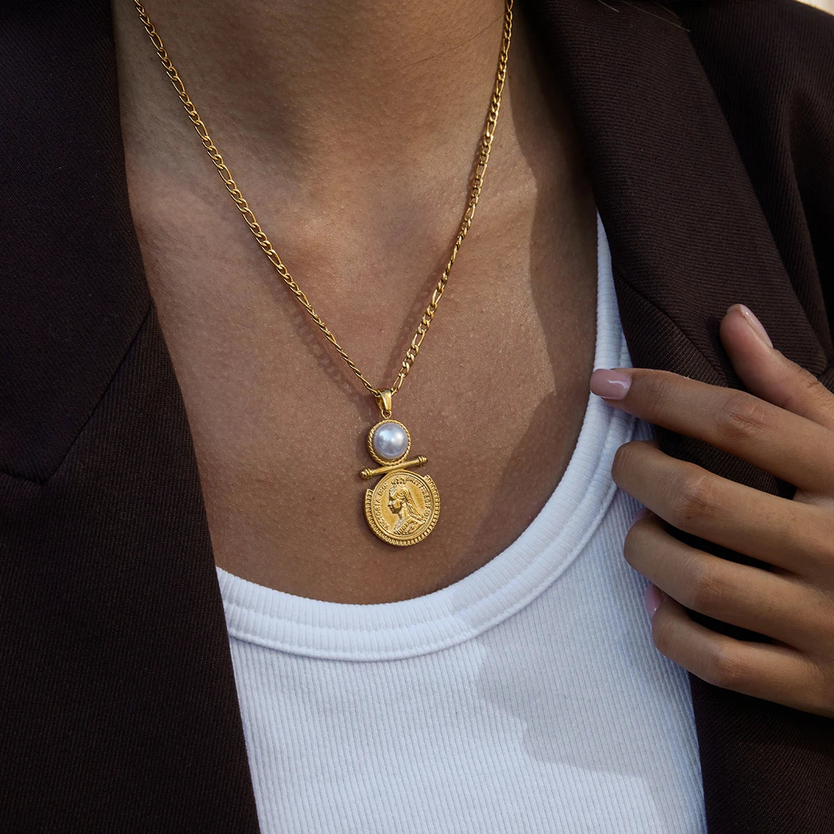 Uworld Classic Trendy 18K Gold Color Plated Inlay Resin Pearl Coin Pendant Necklace Waterproof Stainless Steel Women's Jewelry
