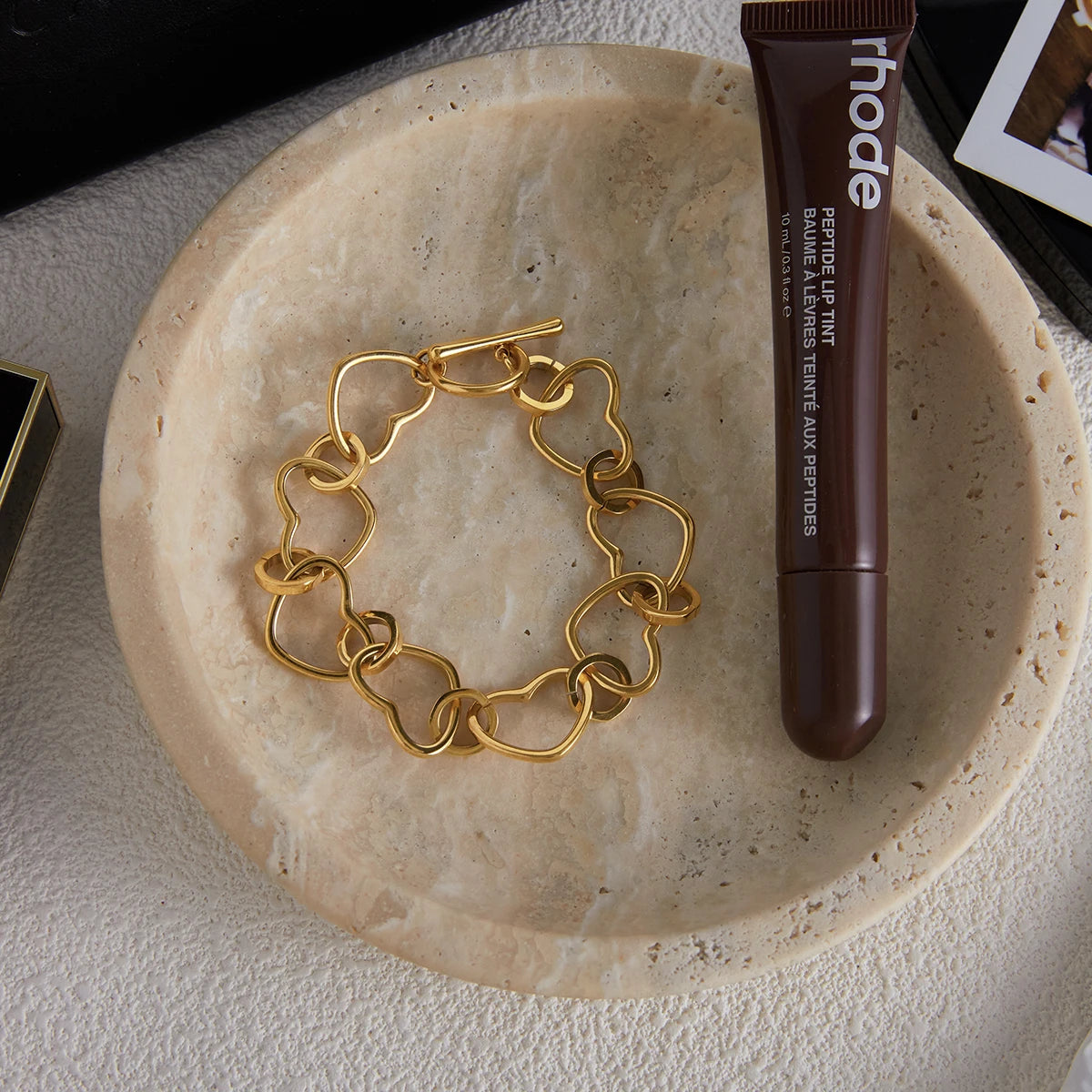 Uworld Classic Fashion 18K Gold Color Plated Hollow Heart Shape Chain OT Buckle Bracelet Waterproof Stainless Steel Jewelry Gift