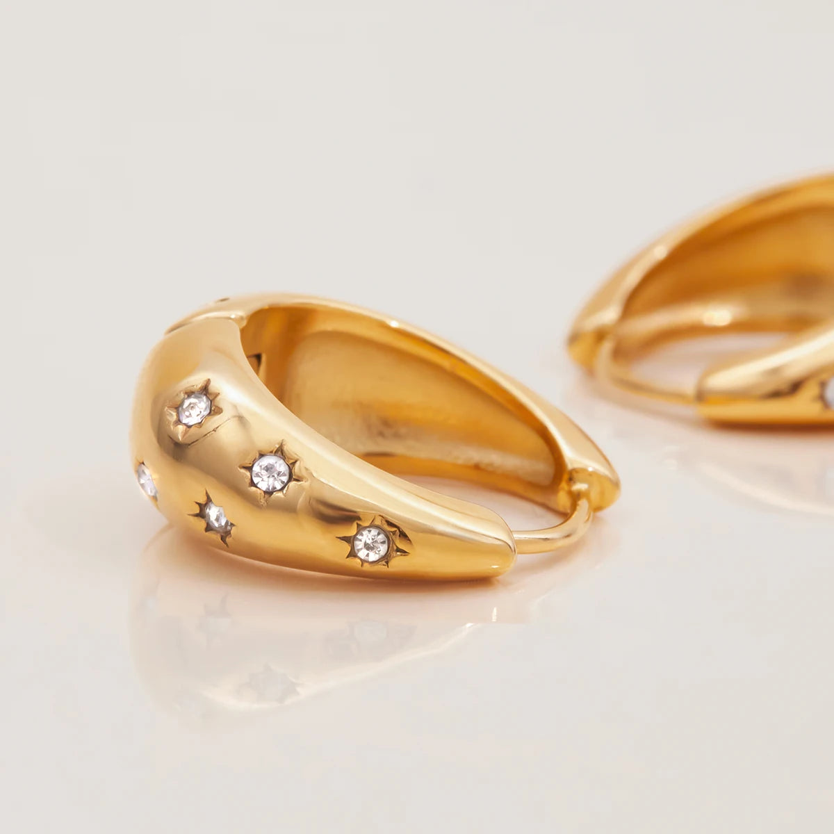 Uworld Minimalist Classic Style 18K Gold Color Plated Stainless Steel Rhinestone Chubby Ear Buckle Earrings Octagonal Star Earri