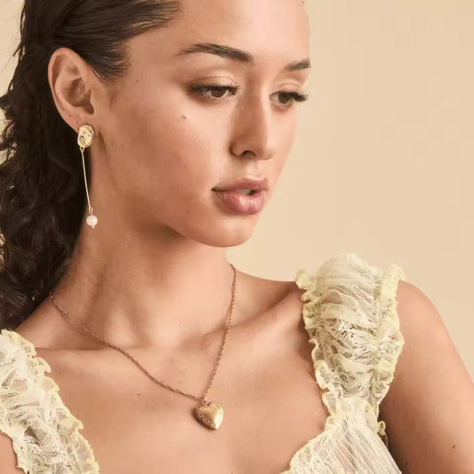 Uworld Simple Classic 18K Gold Color Plated Stainless Steel Pattern Heart Shaped Photo Box Pendant Necklace Stackable Chain Neck