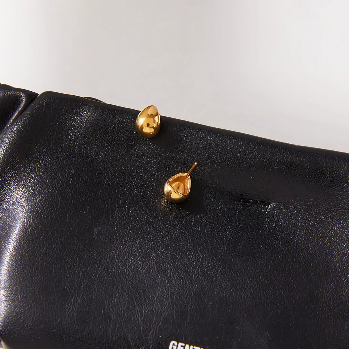 Uworld Minimalist 18K Gold Color Plated Stainless Steel Drop Shaped Ear Studs Smooth Earrings for Women's Jewelry Party Gifts