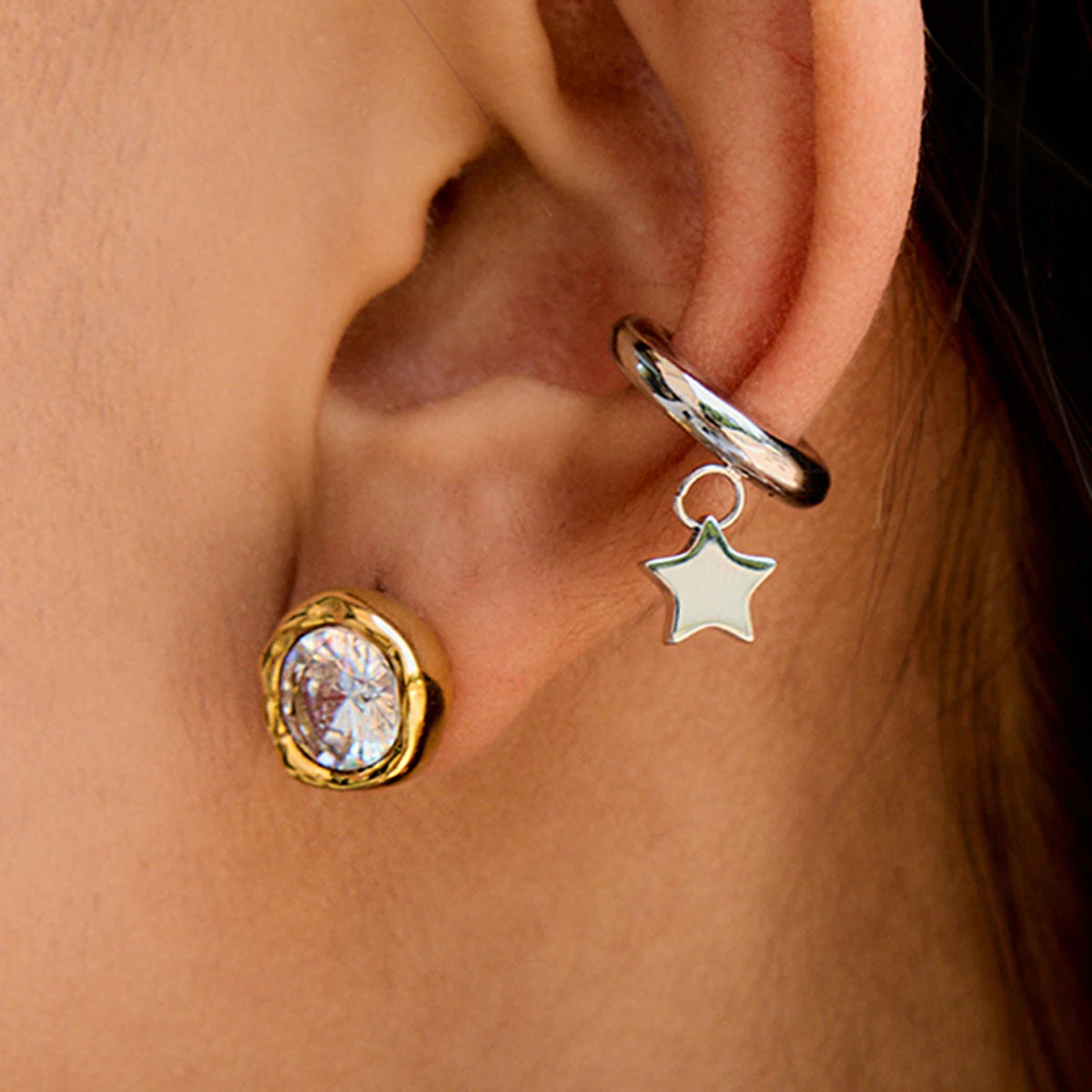 Uworld Simple Classic 18K Gold Color Plated Stainless Steel Round White Zircon Ear Studs Women's Jewelry Party Gift