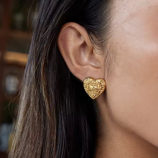 Uworld Classic Fashion 18k Gold Color Plated Belt Buckle Texture Heart-Shape Earring Hypoallergenic Stainless Steel Girl Jewelry