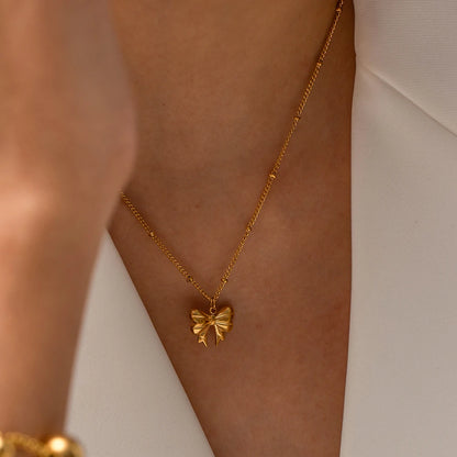 Uworld New Arrival 18K Gold Plated Charm Necklace Stainless Steel Bow Pendant Necklace for Women Trendy Charm Jewelry Waterproof